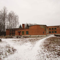 Здание школы на ст.Тощица (школа закрыта в 2014 году)