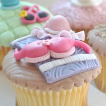 Cupcake, Cake, Cakesicle & Cookie Workshops - CarmensCupcake