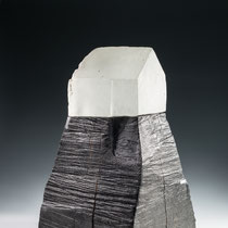 2024 - Haus auf Berg, H: 180 cm