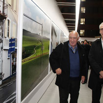 Raymond Depardon, lors du vernissage de son exposition au siège de la Région Rhône-Alples  - Lyon - Novembre 2012 © Anik COUBLE