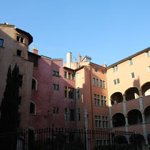 Vieux Lyon - St Jean - Photo © Anik COUBLE