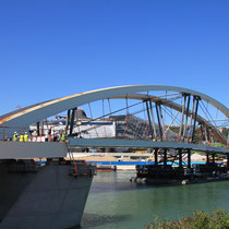 Installation du Pont Raymond Barre - Lyon - 03 Sept 2013 © Anik COUBLE