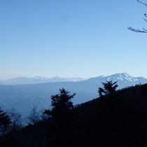 八合目。北アルプスが見えてきた★