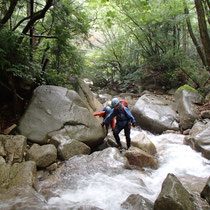 沢登りは