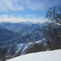遠く白山連峰