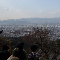 四つ辻から景色を眺め