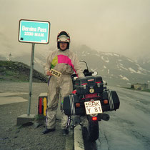 Berninapass (2.328 m)  46° 24′ 45″ N, 10° 1′ 43″ O