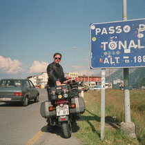 Tonalepass (italienisch: Passo del Tonale) (1.884 m) 46° 15′ 29″ N, 10° 34′ 51″ O