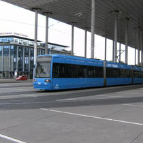 Tranvía en la estación de Kassel-Wilhelmshoehe
