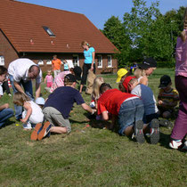 Kinderfest vor dem DGH