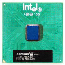 Intel Pentium III 667 MHz Coppermine SL3XW