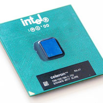 Intel Celeron 900 MHz Coppermine-128 SL5MQ