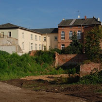 Im Hintergrund die ehemalige Handelsschule Richtung Schlossstraße