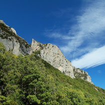 La falaise de l'Adrech (Grandes voies)