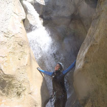 Une bonne douche froide pour vous Messieurs!