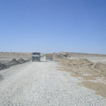 Entre Boukhara et Khiva - Route en cours de construction