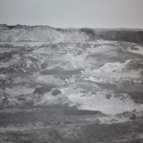 Oude foto van de Waalsdorpervlakte waar de ter dood veroordeelde gevangenen gefusillieerd werden