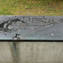 28) Maquette van Bergen-Belsen - positie is bij het zilveren bolletje