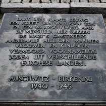 Nederlandse herdenkingsplaat bij Memorial Monument Birkenau