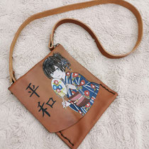 Sac entièrement fait main (assemblage et décor)