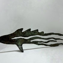 Les SETCH, sculpture contemporaine en bronze patiné représentant un poisson stylisé aux formes allongées et organiques, art contemporain – Galerie Gabel, Biot