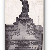 - Place de la République - PARIS -