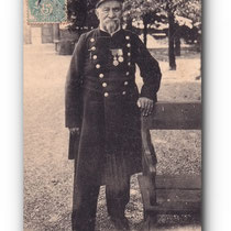 - Un vieux brave - Hôtel des Invalides - PARIS - 04.1905 -