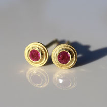 mini Rubin Ohrstecker 900 Gold