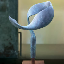 markus priller, o.t., 1/5, 2025, height 180 cm, bronze/iron base – erlas galerie