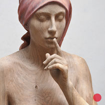 bruno walpoth, "die stimme der stille", AP, 2019, 76 x 36 x 33 cm, walnut/acrylic – erlas galerie