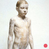 bruno walpoth, "sami", 2020, 75 x 38 x 21 cm, walnut, unique – erlas galerie