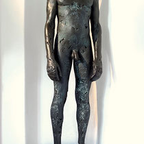 markus priller, o.t., 1/5, 1996, height 136 cm, bronze/iron base – erlas galerie