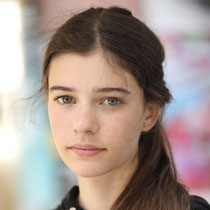 Anna L. '09