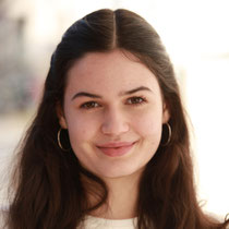 Anna A. '09