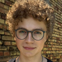 Victor E.  '09