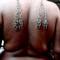 GABRIEL ABRANTES, Portrait (Unibrow), Öl / Leinen, 65 x 45 cm, 2020