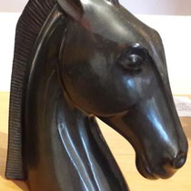 ANZENGRUBER KERAMIK Wien, Teil 2 von einem Paar Buchstützen, um 1951, Keramik; H 18,3cm B 14,5cm