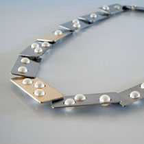 ANNA HEINDL, Pearls on the move, Collier, Gold, Perlen, Edelstahl