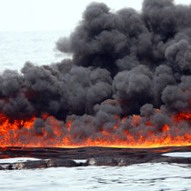11.14 million gallons of oil removed in controlled burns. (Ann Heisenfelt , EPA) Smoke billows from a controlled burn near the site of the sunken Deepwater Horizon well in the Gulf of Mexico.