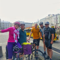 Start der Radtour in Linz