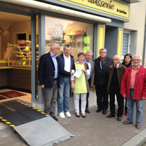 Brécey: boulangerie-patisserie Saint-Denis: vitrine et accès handicapés