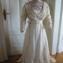 Brautkleid    um 1910