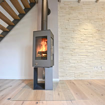 Kaminofen Attika Q-BIC 127 platin in Düsseldorf