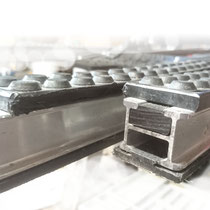 Das Aluprofil ist sehr massiv, bruch- und biegfest.