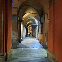 Arkaden in der Nacht