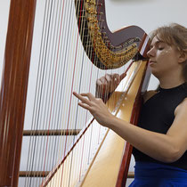 Tessa Zufferey, harp