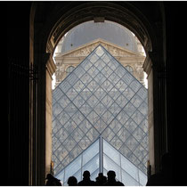 Eingang zum Louvre