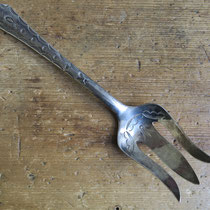 5524 Navajo Serving Fork marked UITA21, Sterling c.1950 8.625" $450