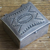 Navajo Pill Box c.1930-60 1x1x.5" $150