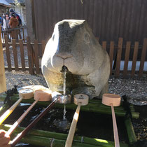 調神社の手洗い場